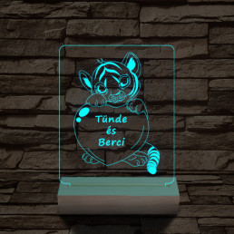 Tigris szív személyre szabott 20 cm fa talppal 7 színű 3D led lámpa
