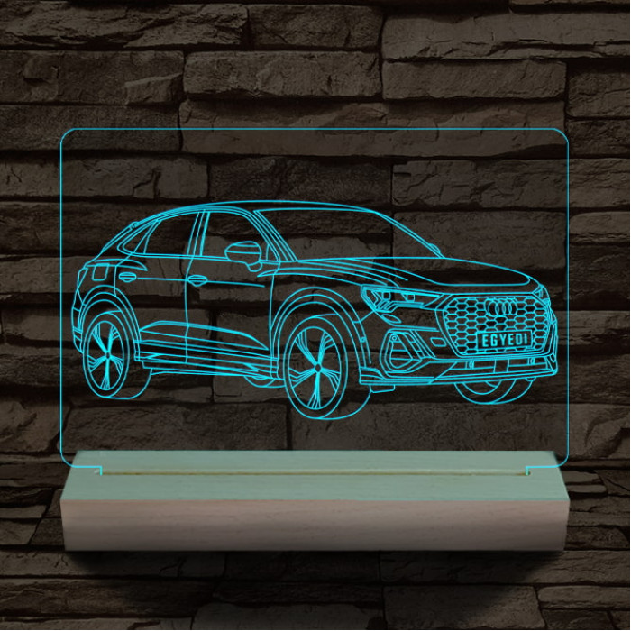 Audi Q3 egyedi rendszámmal személyre szabott 20 cm fa talppal 7 színű 3D led lámpa