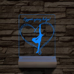 Szertorna személyre szabott 20 cm fa talppal 7 színű 3D led lámpa