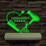 Fodrász szív személyre szabott 20 cm fa talppal 7 színű 3D led lámpa