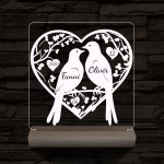 Esküvő galambpár személyre szabott fatalppal 7 színű 3D led lámpa