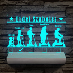 Roller személyre szabott 20 cm fa talppal 7 színű 3D led lámpa