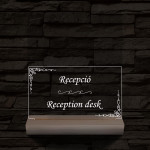 Recepció információs lámpa 20 cm fa talppal 7 színű 3D led lámpa