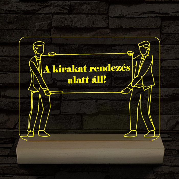 Kirakat rendezés alatt 20 cm fa talppal 7 színű 3D led lámpa