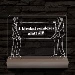 Kirakat rendezés alatt 20 cm fa talppal 7 színű 3D led lámpa