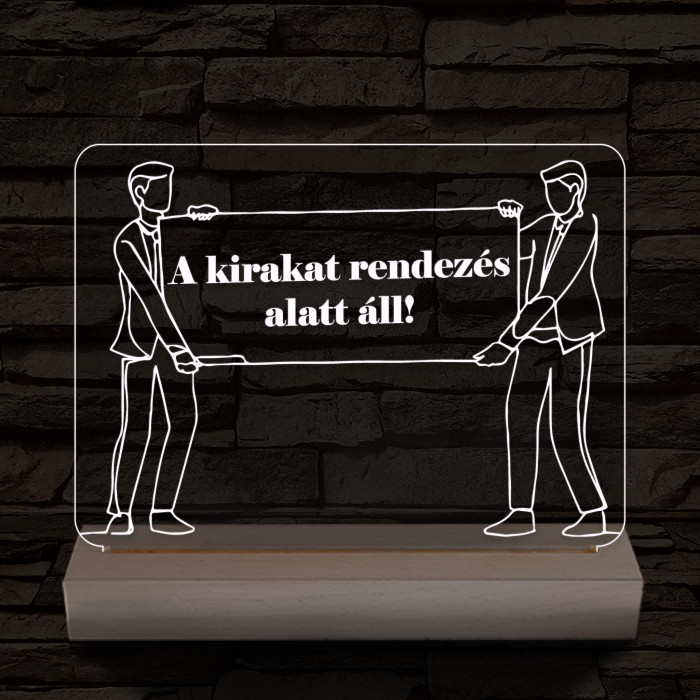 Kirakat rendezés alatt 20 cm fa talppal 7 színű 3D led lámpa