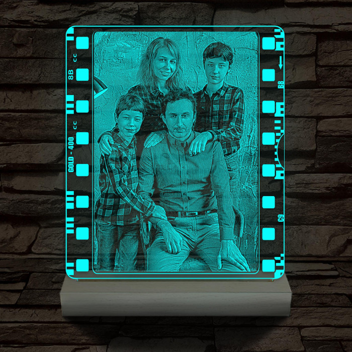 Egyedi fotógravírozás film negatívos kerettel fatalpban 7 színű 3D led lámpa
