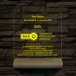 BKK eseményekhez, nyugdíjba vonuláshoz  7 színű 3D led lámpa fa talppal