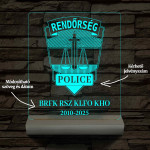 Rendőrségi emléklámpa  3D LED 7 Színűben világító Fatalppal