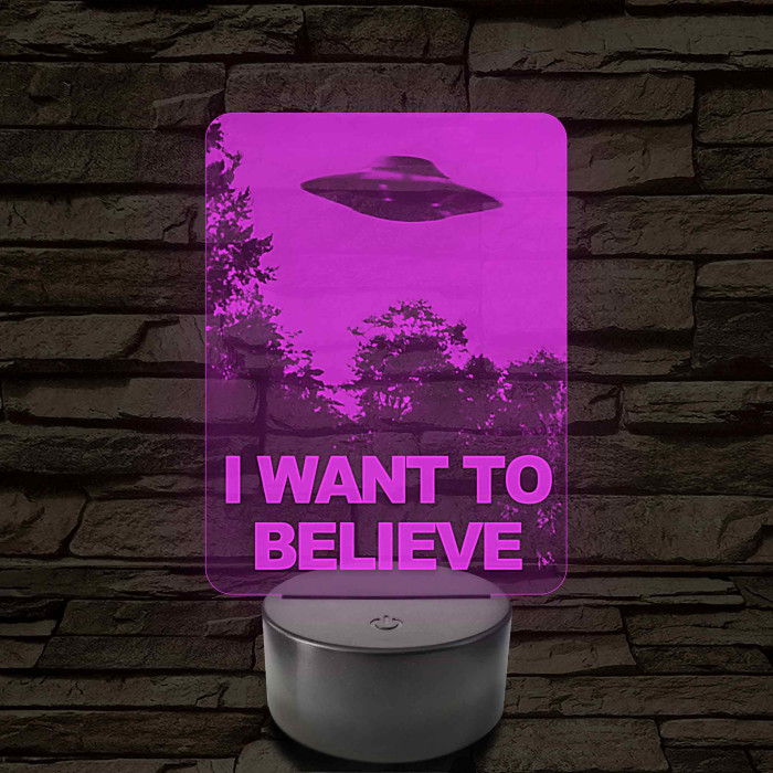 I want to believe 7 színű 3D led lámpa