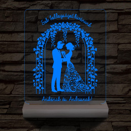 Borostyános kapu  eljegyzés, esküvő személyre szabott 20 cm fa talppal 7 színű 3D led lámpa